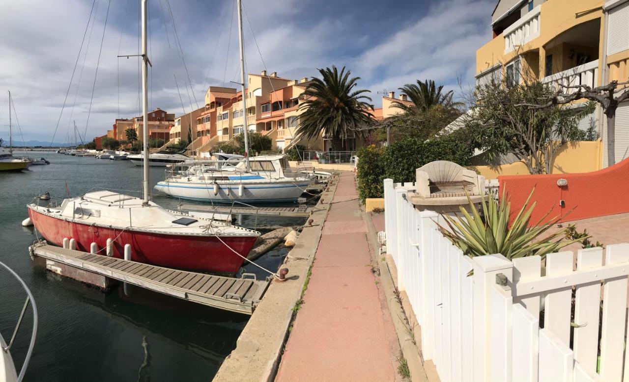 Marina Les Pieds Dans L Eau Lägenhet Le Barcarès Exteriör bild