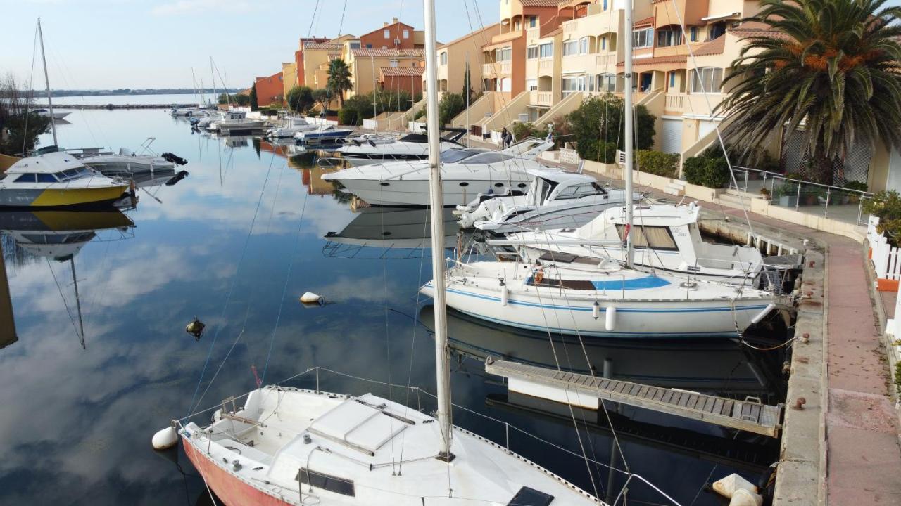 Marina Les Pieds Dans L Eau Lägenhet Le Barcarès Exteriör bild