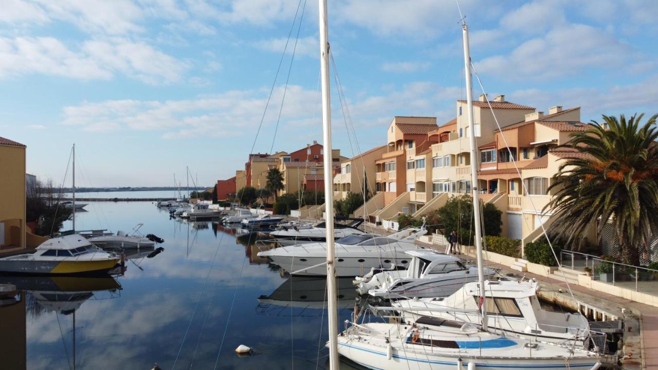 Marina Les Pieds Dans L Eau Lägenhet Le Barcarès Exteriör bild